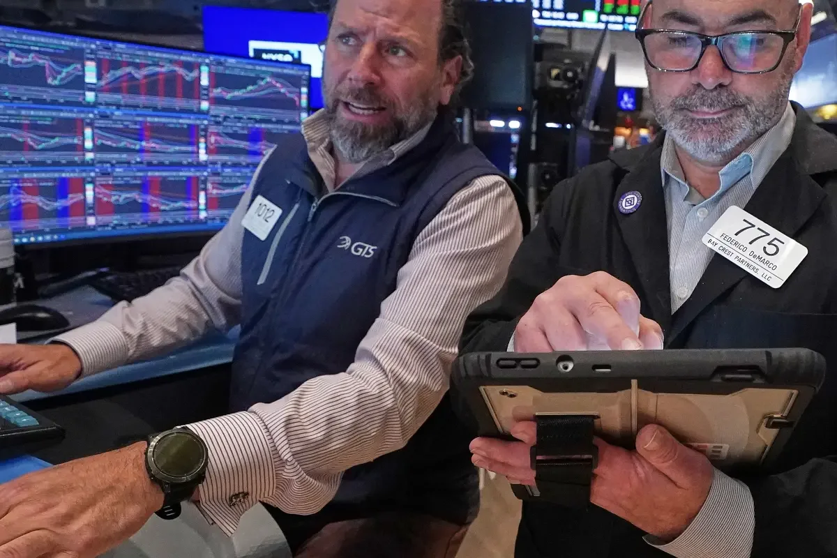US Stocks Extend Losses as Rising Inflation and Bond Yields Pressure Markets