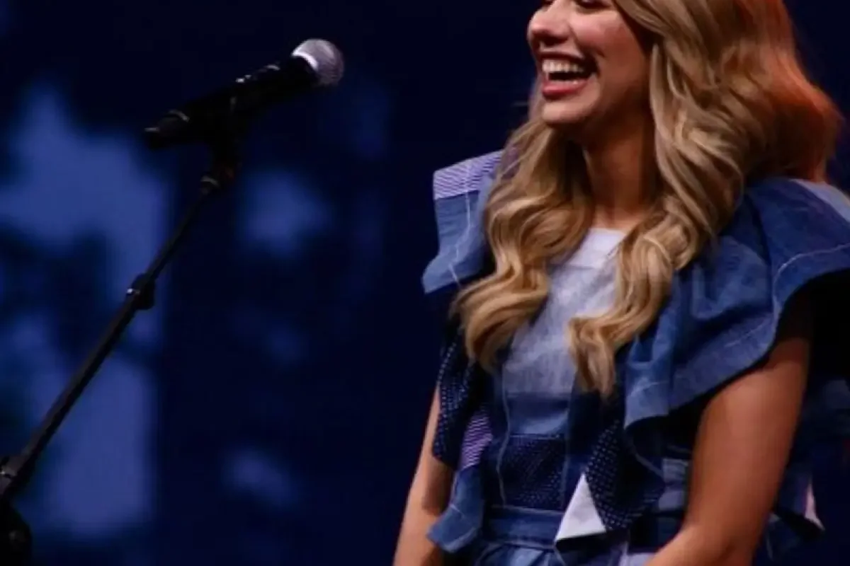Hannah Harper Debut di Grand Ole Opry dan Umumkan Tur Musim Panas