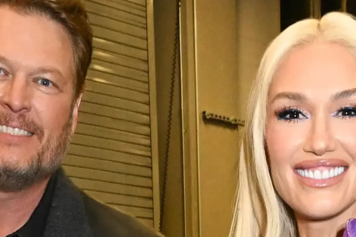 Blake Shelton Tampil di ACM Awards, Dapat Dukungan Anak Tiri