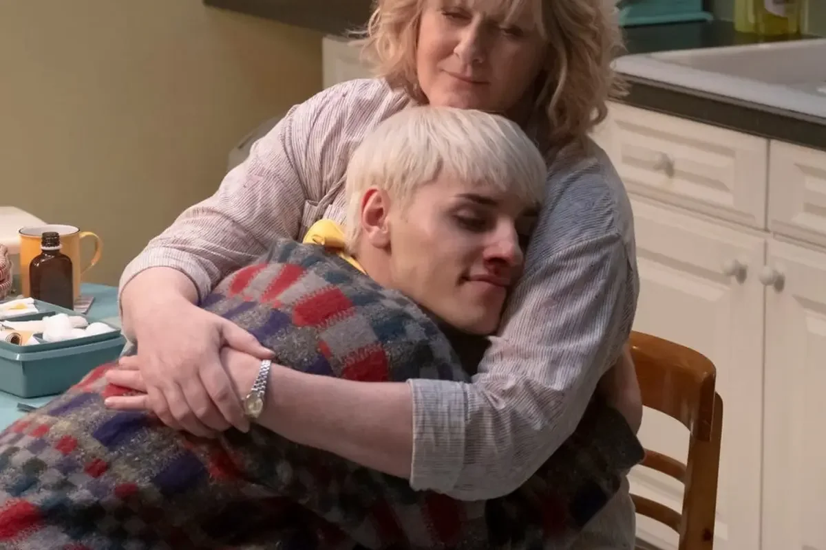 Sarah Lancashire Bintangi Everybody's Talking About Jamie dan Kiri, Tersedia Streaming
