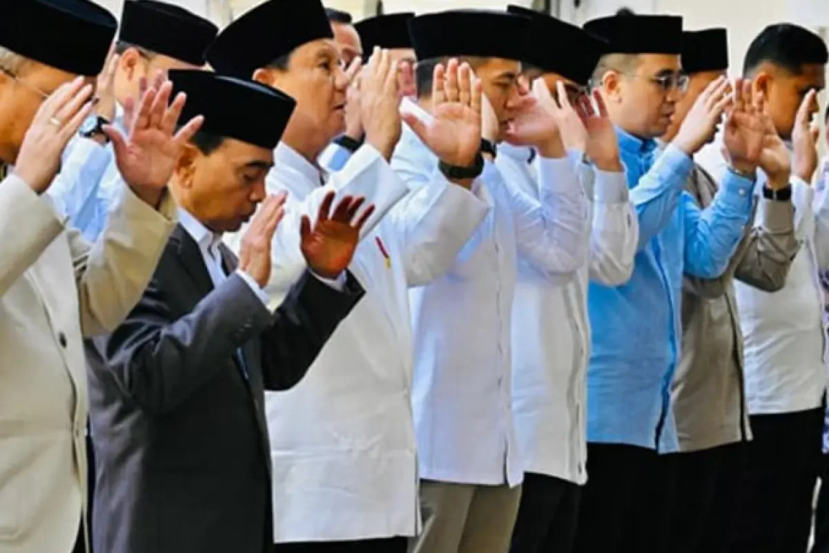 Presiden Prabowo Subianto Laksanakan Salat Iduladha di Paris