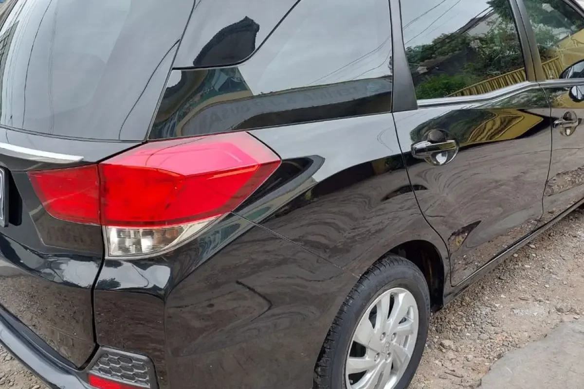 Harga Bekas Innova Reborn Diesel Tahun Muda dan Spesifikasinya