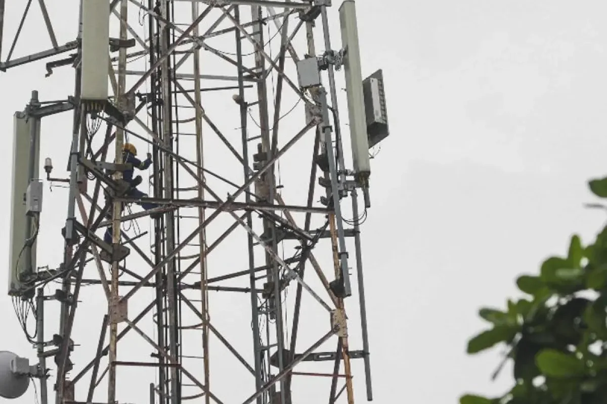 Komdigi Jaga Persaingan Sehat di Tengah Gelombang Konsolidasi Telekomunikasi