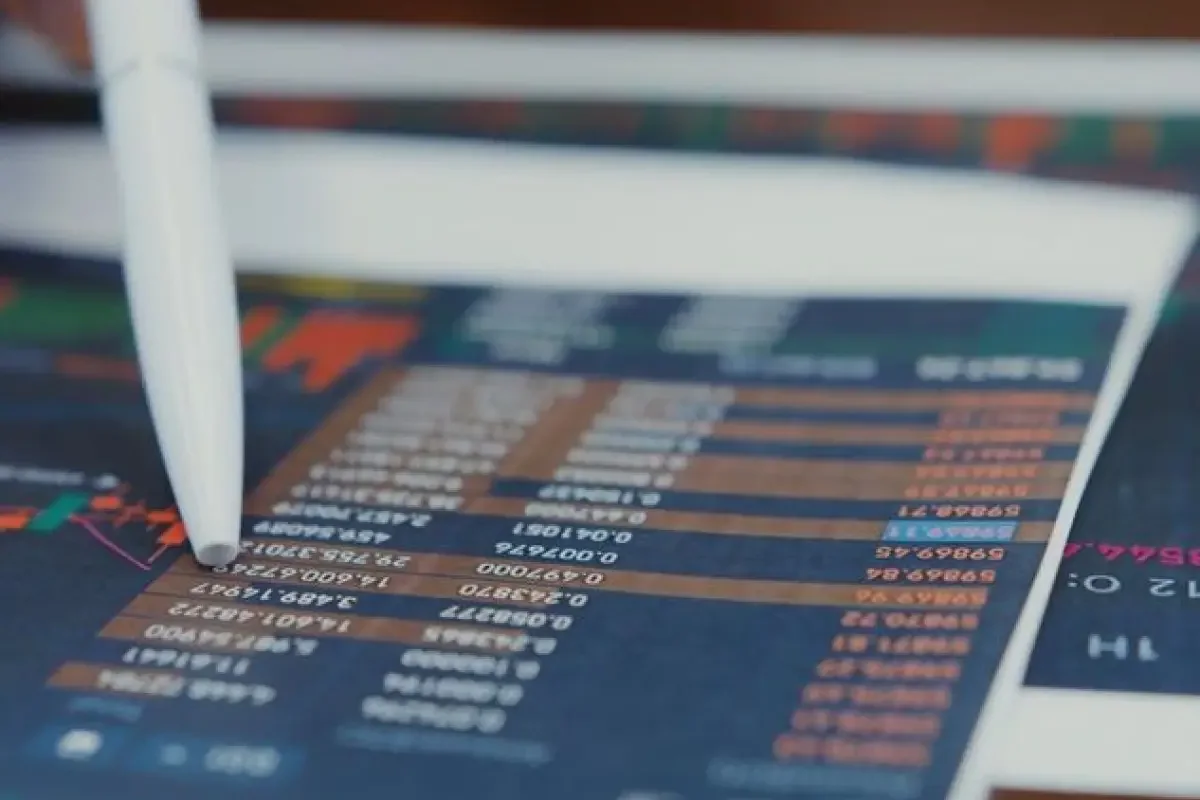 IHSG Ambruk 2,87 Persen ke Level 5.434 pada Sesi I