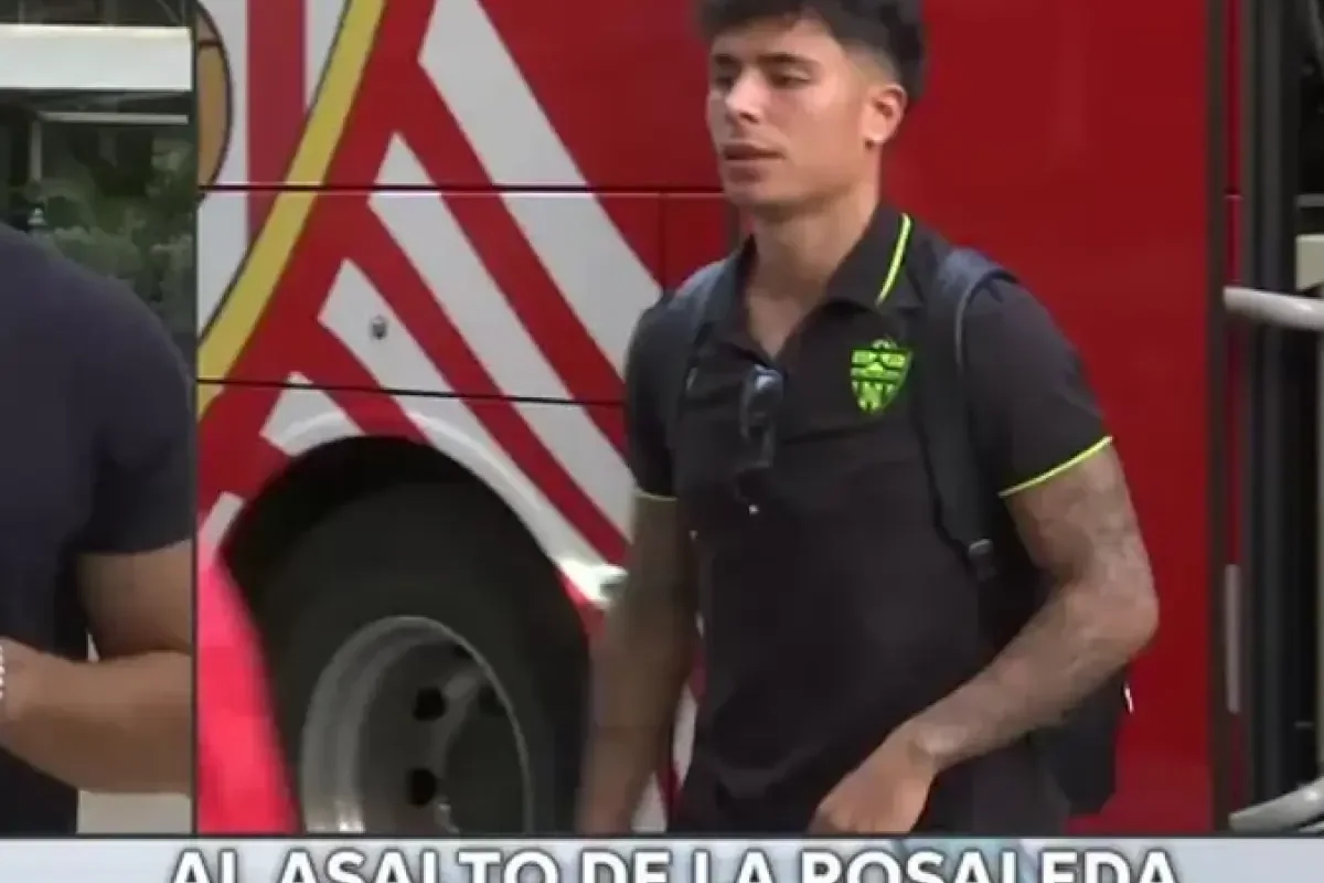 Suporter UD Almeria Kawal Tim dalam Laga Tandang ke Malaga