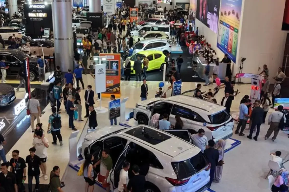 Penjualan Retail Mobil Mei 2026 Turun 5,3%, Toyota Masih Teratas