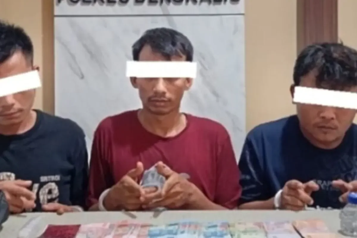 Polsek Pinggir Tangkap Tiga Tersangka Narkoba di Kandis Siak