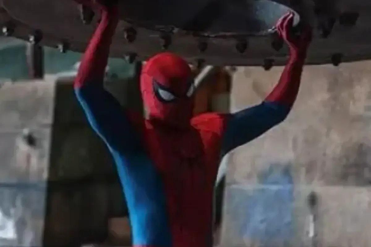 Poster film Spider-Man: Brand New Day yang akan dirilis ulang di bioskop