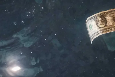 US Dollar Index Dips on Report of Possible Iran Sanctions Waiver