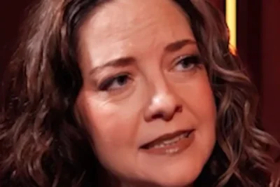 Ashley McBryde Selamatkan Rumah Dolly Parton dari Kebakaran Microwave