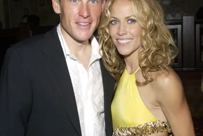 Sheryl Crow Terdiagnosis Kanker Payudara di Pekan yang Sama dengan Putus dari Lance Armstrong
