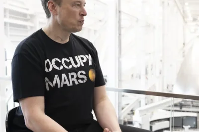 Spacex Ajukan IPO dengan Valuasi Rp 27.000 Triliun