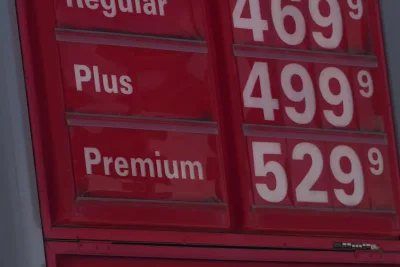Harga Bensin di Seluruh AS Tembus USD 4 per Galon