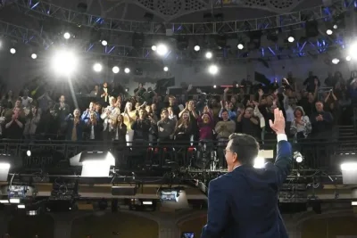 Stephen Colbert Bids Farewell as The Late Show Franchise Ends on CBS