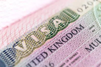 UK Student Visa Issuance Drops 32% Amid Stricter University Rules