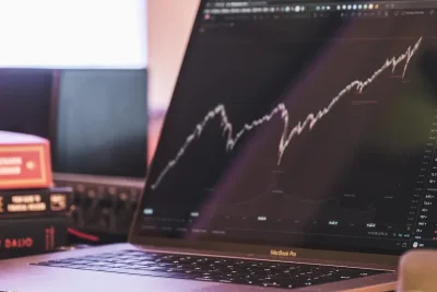 Jim Cramer Sarankan Kehati-hatian pada Saham Vertiv Holdings