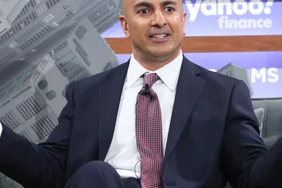 The Fed Sinyalkan Suku Bunga Tinggi Lebih Lama karena Inflasi