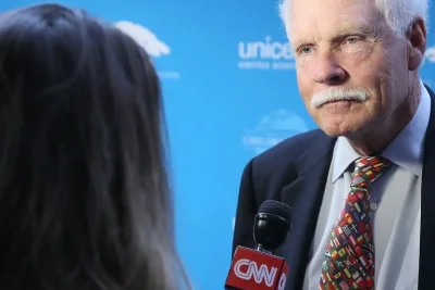Warisan Ted Turner: Kisah Sukses yang Berbahaya Jika Ditiru