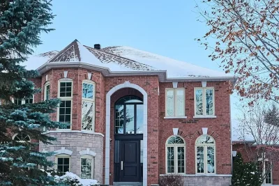 Three Top Canadian Construction Union Leaders Resign Over Real Estate Probe