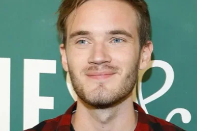 PewDiePie Hentikan Vlog Keluarga di YouTube demi Privasi Anak