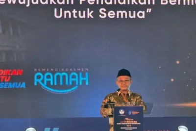 Kemendikdasmen Wajibkan Bahasa Inggris Mulai Kelas 3 SD pada 2027