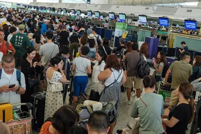 Bandara Hong Kong Resmi Operasikan Terminal Baru Senilai Rp 232 Triliun