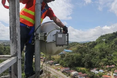 Komdigi Tetapkan Skema Flat Seleksi Frekuensi 700 MHz dan 2,6 GHz
