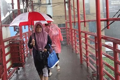 BMKG: Cuaca Ekstrem Ancam Libur Panjang Akhir Mei 2026