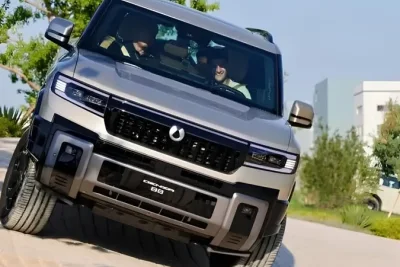 BYD Pamerkan SUV Premium Denza B8 Setir Kanan di Jakarta