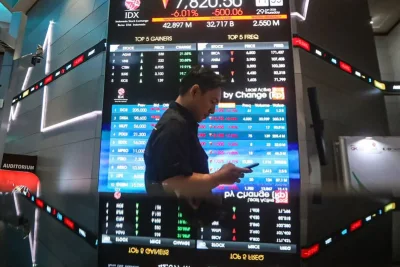 IHSG 26 Mei 2026 Melemah ke 6.130, Saham TPIA dan BBCA Ramai Dilepas Asing