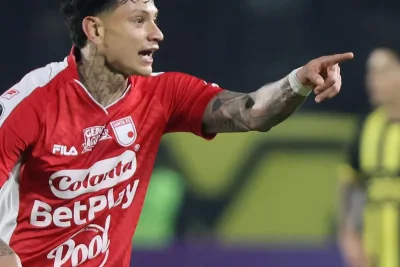 Alexis Zapata Bawa Santa Fe Kalahkan Penarol di Montevideo