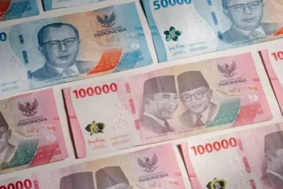 Rupiah Alami Overshooting Akibat Tekanan Ekonomi Global dan Domestik