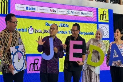 Jeda 10 Detik: Melawan Budaya Reaksi Cepat di Media Sosial