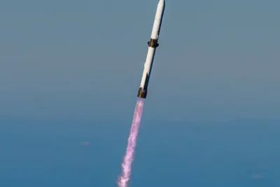 Ledakan Roket New Glenn Ancam Program Pendaratan Bulan NASA