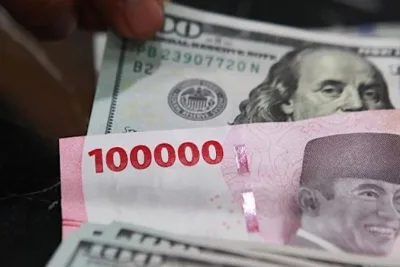 Rupiah Terdepresiasi 0,48% ke Rp17.874/US$, Terlemah Sepanjang Sejarah
