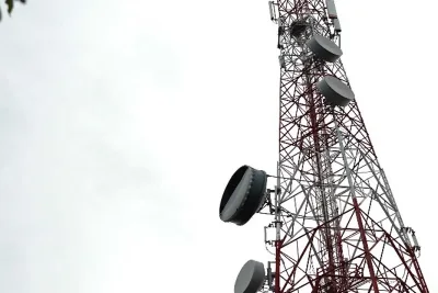 Telkomsel Fokuskan Investasi pada 5G, AI, dan Serat Optik