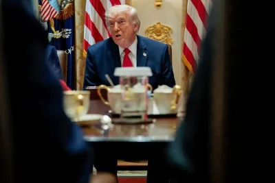 Senator Republik Desak Trump Batalkan Dana Kompensasi 1,8 Miliar Dolar