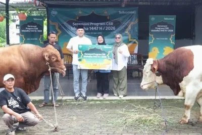 Telkomsel Salurkan Hewan Kurban Lewat Program Sambungkan Senyuman