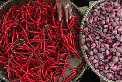 Daftar Harga Pangan 1 Juni 2026: Cabai Merah Besar Tembus Rp102.500