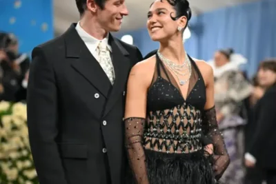 Callum Turner Resmi Nikahi Dua Lipa, Siapkan Resepsi Mewah di Italia