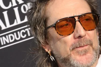 Chris Robinson Faces Backlash After Mocking 'U.S.A.' Chant at Tampa Concert