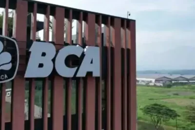 Saham BBCA Anjlok 3 Persen pada Sesi I Rabu, Tertekan Aksi Jual Asing