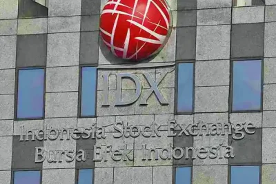 Investor Asing Lepas Saham BBCA dan TPIA, IHSG Anjlok 4,94%