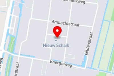 Firefighters Contain Massive Blaze at Commercial Building in Leerdam