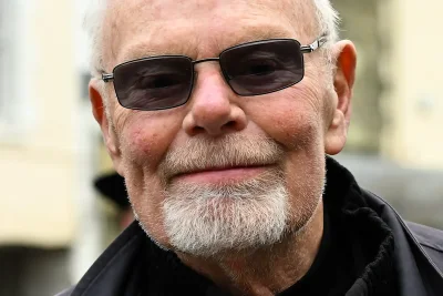Bob Harris Steps Down From BBC Radio 2 Due To Health
