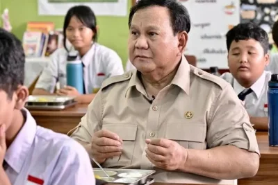 Prabowo Rombak Pimpinan BGN, Pastikan Program MBG Berjalan Sukses