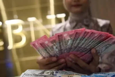 Rupiah Melemah ke Rp 18.067 per Dolar AS pada 5 Juni 2026