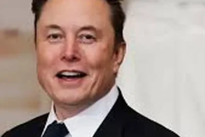 IPO SpaceX Bisa Bikin Elon Musk Jadi Triliuner Pertama di Dunia
