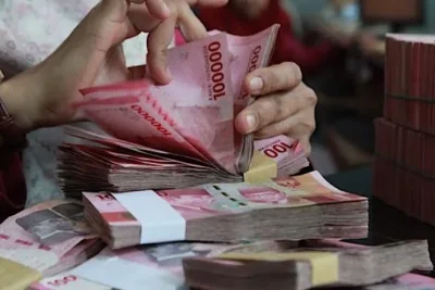 Rupiah Menguat Terbatas ke Level Rp18.020 per Dolar AS