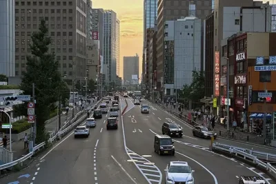 Japan Cuts Highway Traffic Jams by 67% Using Rhythmic LED Lights